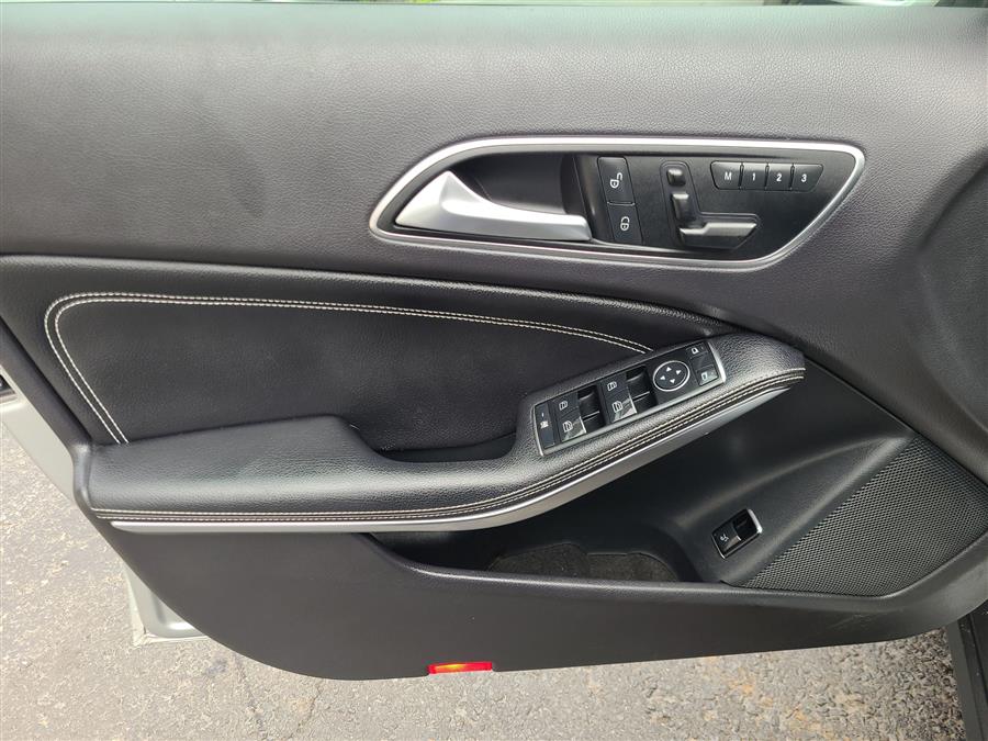2015 Mercedes-Benz GLA-Class 4MATIC 4dr GLA 250, available for sale in Canton, Connecticut | Lava Motors. Canton, Connecticut 2015 Mercedes-Benz GLA-Class 4MATIC 4dr GLA 250, available for sale in Canton, Connecticut | Lava Motors. Canton, Connecticut