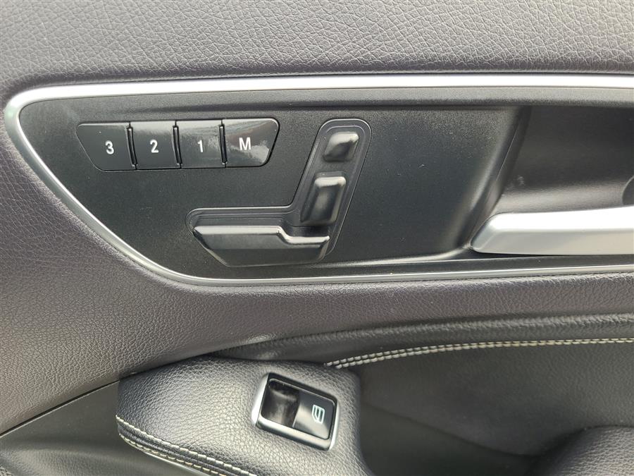 2015 Mercedes-Benz GLA-Class 4MATIC 4dr GLA 250, available for sale in Canton, Connecticut | Lava Motors. Canton, Connecticut 2015 Mercedes-Benz GLA-Class 4MATIC 4dr GLA 250, available for sale in Canton, Connecticut | Lava Motors. Canton, Connecticut