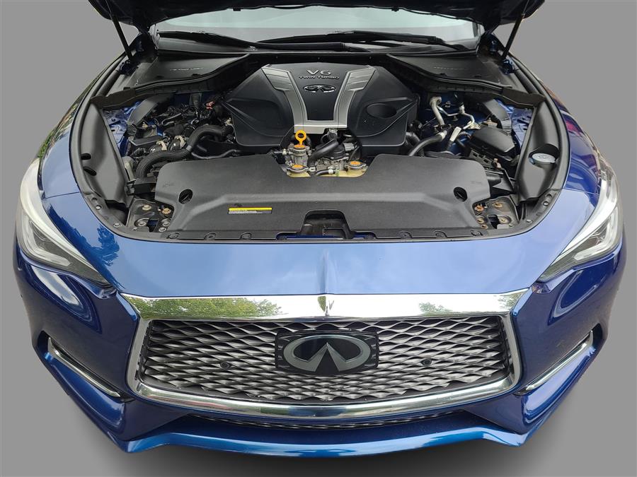 2017 Infiniti Q60 3.0t Premium photo 11