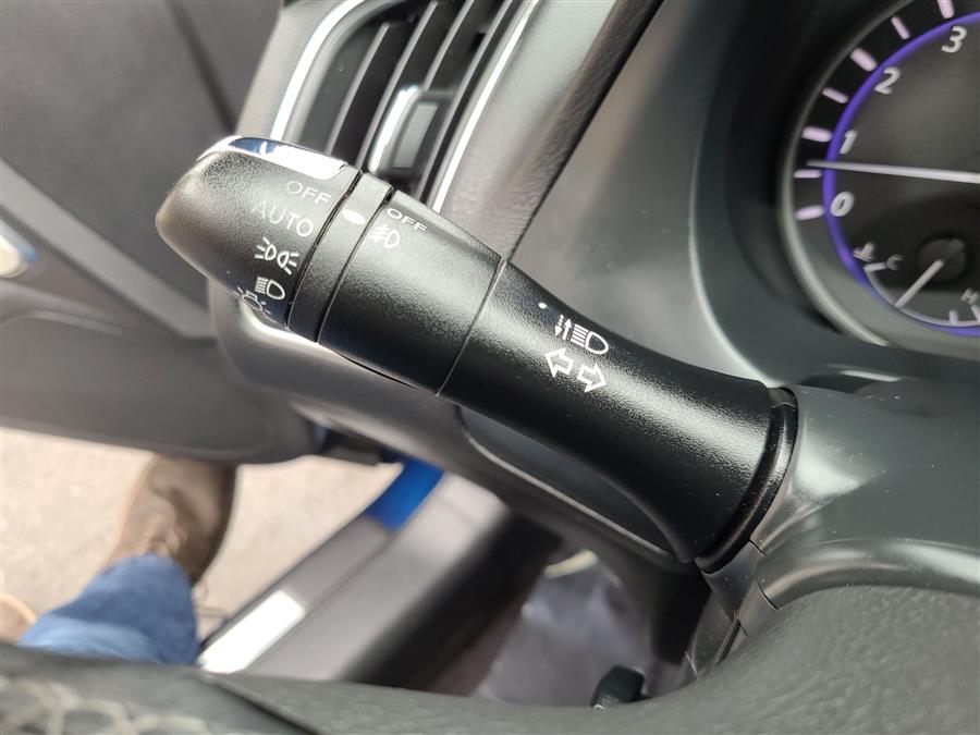 2017 Infiniti Q60 3.0t Premium photo 20