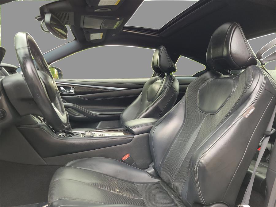 2017 Infiniti Q60 3.0t Premium photo 9