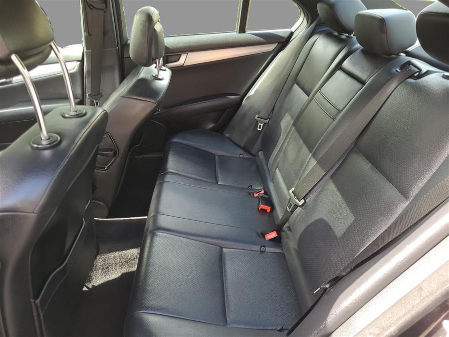 2014 Mercedes-Benz C-Class 4dr Sdn C 300 Luxury 4MATIC, available for sale in Canton, Connecticut | Lava Motors. Canton, Connecticut 2014 Mercedes-Benz C-Class 4dr Sdn C 300 Luxury 4MATIC, available for sale in Canton, Connecticut | Lava Motors. Canton, Connecticut