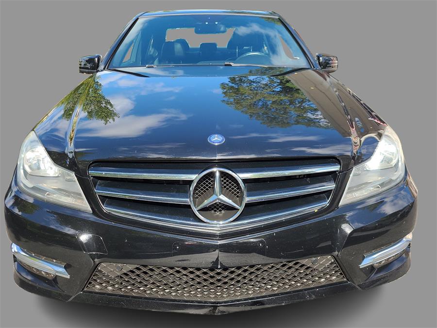 2014 Mercedes-Benz C-Class 4dr Sdn C 300 Luxury 4MATIC, available for sale in Canton, Connecticut | Lava Motors. Canton, Connecticut 2014 Mercedes-Benz C-Class 4dr Sdn C 300 Luxury 4MATIC, available for sale in Canton, Connecticut | Lava Motors. Canton, Connecticut