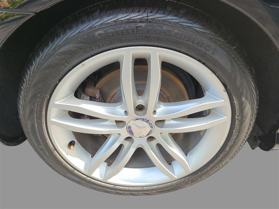 2014 Mercedes-Benz C-Class 4dr Sdn C 300 Luxury 4MATIC, available for sale in Canton, Connecticut | Lava Motors. Canton, Connecticut 2014 Mercedes-Benz C-Class 4dr Sdn C 300 Luxury 4MATIC, available for sale in Canton, Connecticut | Lava Motors. Canton, Connecticut