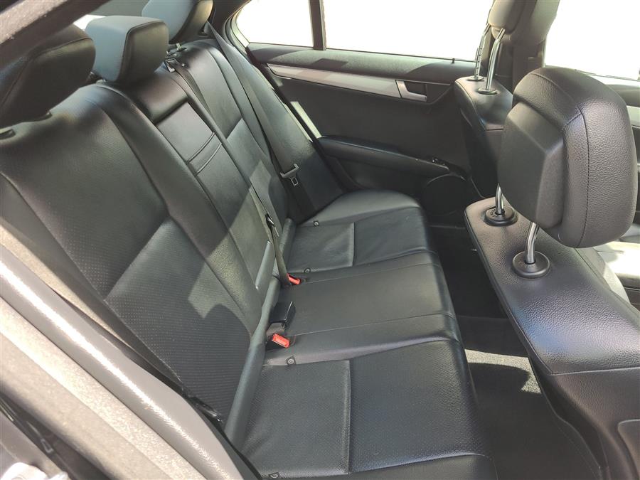 2014 Mercedes-Benz C-Class 4dr Sdn C 300 Luxury 4MATIC, available for sale in Canton, Connecticut | Lava Motors. Canton, Connecticut 2014 Mercedes-Benz C-Class 4dr Sdn C 300 Luxury 4MATIC, available for sale in Canton, Connecticut | Lava Motors. Canton, Connecticut