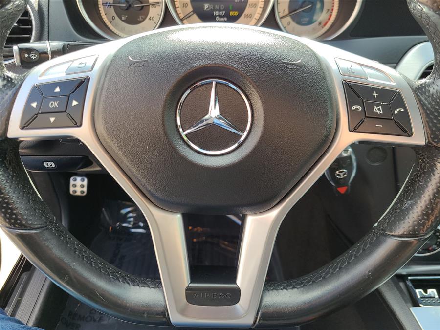 2014 Mercedes-Benz C-Class 4dr Sdn C 300 Luxury 4MATIC, available for sale in Canton, Connecticut | Lava Motors. Canton, Connecticut 2014 Mercedes-Benz C-Class 4dr Sdn C 300 Luxury 4MATIC, available for sale in Canton, Connecticut | Lava Motors. Canton, Connecticut