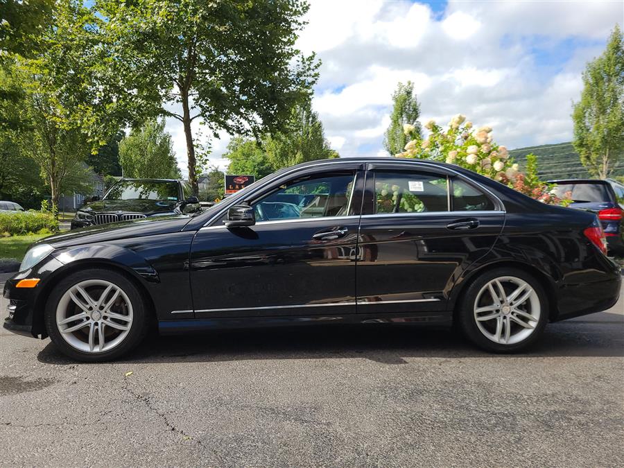 2014 Mercedes-Benz C-Class 4dr Sdn C 300 Luxury 4MATIC, available for sale in Canton, Connecticut | Lava Motors. Canton, Connecticut 2014 Mercedes-Benz C-Class 4dr Sdn C 300 Luxury 4MATIC, available for sale in Canton, Connecticut | Lava Motors. Canton, Connecticut