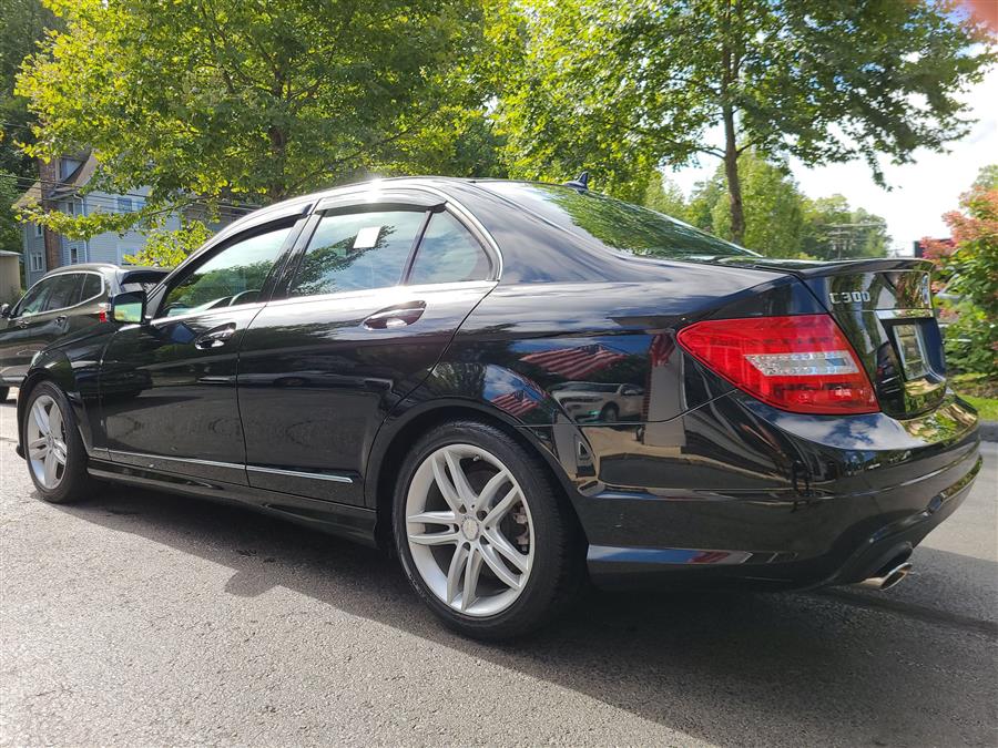 2014 Mercedes-Benz C-Class 4dr Sdn C 300 Luxury 4MATIC, available for sale in Canton, Connecticut | Lava Motors. Canton, Connecticut 2014 Mercedes-Benz C-Class 4dr Sdn C 300 Luxury 4MATIC, available for sale in Canton, Connecticut | Lava Motors. Canton, Connecticut