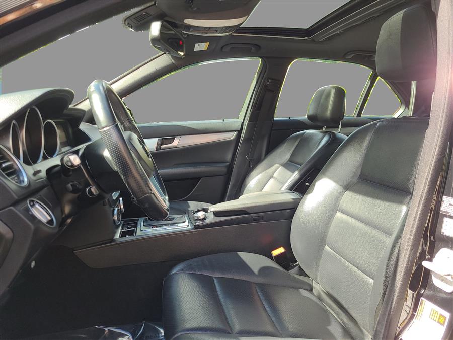 2014 Mercedes-Benz C-Class 4dr Sdn C 300 Luxury 4MATIC, available for sale in Canton, Connecticut | Lava Motors. Canton, Connecticut 2014 Mercedes-Benz C-Class 4dr Sdn C 300 Luxury 4MATIC, available for sale in Canton, Connecticut | Lava Motors. Canton, Connecticut
