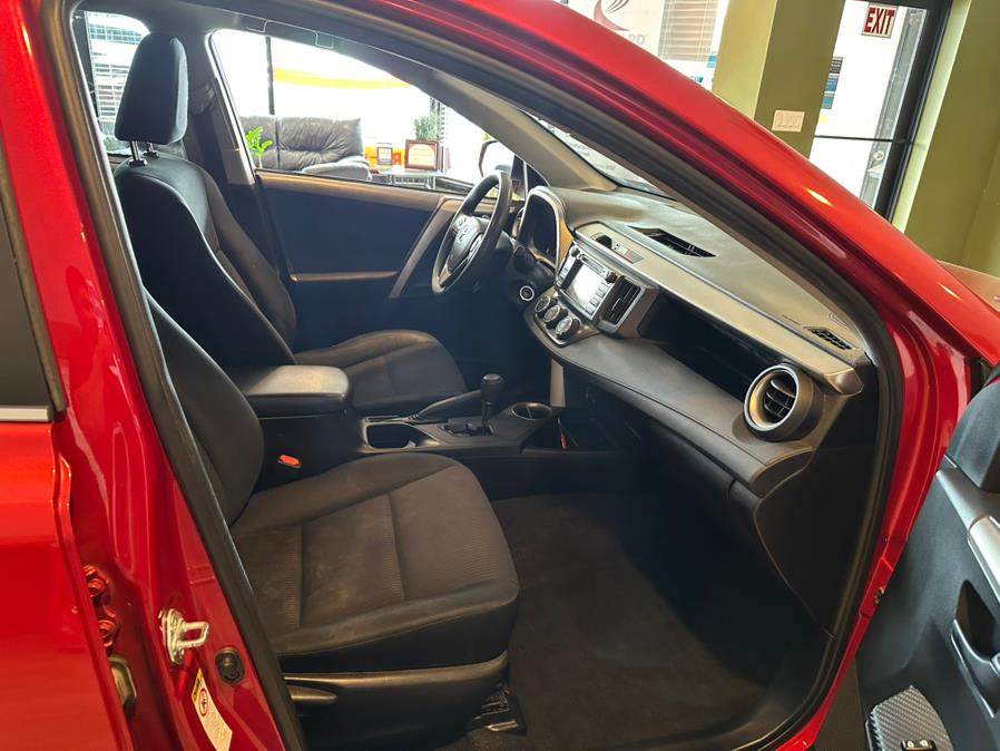 2015 Toyota RAV4 AWD 4dr LE (Natl), available for sale in West Hartford, Connecticut | AutoMax. West Hartford, Connecticut 2015 Toyota RAV4 AWD 4dr LE (Natl), available for sale in West Hartford, Connecticut | AutoMax. West Hartford, Connecticut