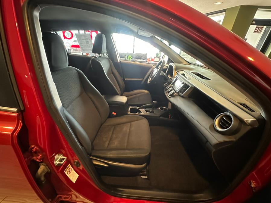 2015 Toyota RAV4 AWD 4dr LE (Natl), available for sale in West Hartford, Connecticut | AutoMax. West Hartford, Connecticut 2015 Toyota RAV4 AWD 4dr LE (Natl), available for sale in West Hartford, Connecticut | AutoMax. West Hartford, Connecticut