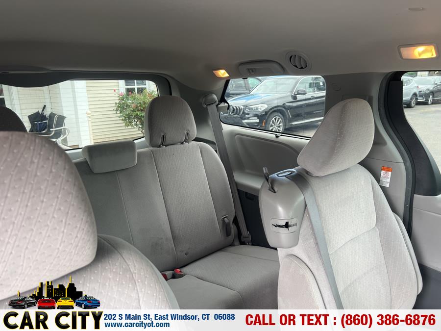 2015 Toyota Sienna 5dr 8-Pass Van LE FWD (Natl), available for sale in East Windsor, Connecticut | Car City LLC. East Windsor, Connecticut 2015 Toyota Sienna 5dr 8-Pass Van LE FWD (Natl), available for sale in East Windsor, Connecticut | Car City LLC. East Windsor, Connecticut