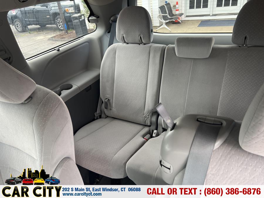 2015 Toyota Sienna 5dr 8-Pass Van LE FWD (Natl), available for sale in East Windsor, Connecticut | Car City LLC. East Windsor, Connecticut 2015 Toyota Sienna 5dr 8-Pass Van LE FWD (Natl), available for sale in East Windsor, Connecticut | Car City LLC. East Windsor, Connecticut