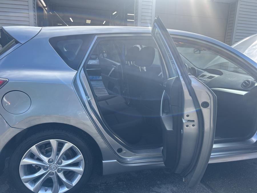 2010 Mazda Mazda3 5dr HB Auto s qtr, available for sale in South Windsor , Connecticut | Ful-line Auto LLC. South Windsor , Connecticut 2010 Mazda Mazda3 5dr HB Auto s qtr, available for sale in South Windsor , Connecticut | Ful-line Auto LLC. South Windsor , Connecticut
