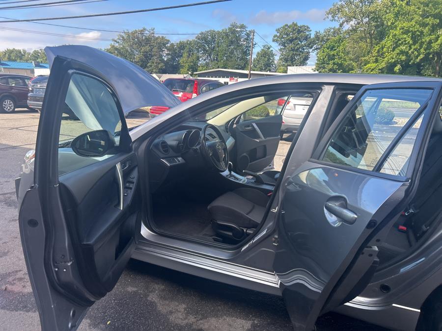 2010 Mazda Mazda3 5dr HB Auto s qtr, available for sale in South Windsor , Connecticut | Ful-line Auto LLC. South Windsor , Connecticut 2010 Mazda Mazda3 5dr HB Auto s qtr, available for sale in South Windsor , Connecticut | Ful-line Auto LLC. South Windsor , Connecticut