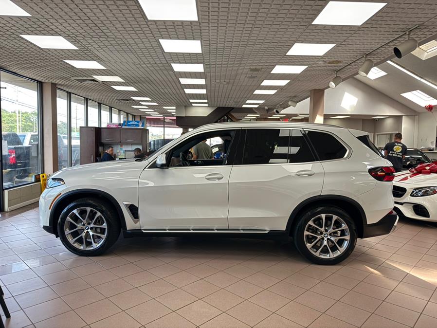 2024 BMW X5 xDrive40i Sports Activity Vehicle, available for sale in Massapequa Park, New York | Power Motors East. Massapequa Park, New York 2024 BMW X5 xDrive40i Sports Activity Vehicle, available for sale in Massapequa Park, New York | Power Motors East. Massapequa Park, New York