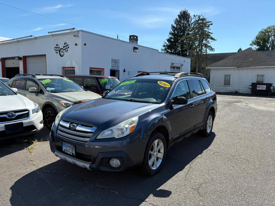 2014 Subaru Outback 4dr Wgn H4 Auto 2.5i Limited, available for sale in East Windsor, Connecticut | CT Car Co LLC. East Windsor, Connecticut 2014 Subaru Outback 4dr Wgn H4 Auto 2.5i Limited, available for sale in East Windsor, Connecticut | CT Car Co LLC. East Windsor, Connecticut