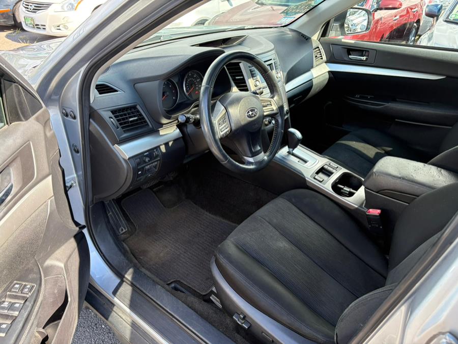 2014 Subaru Outback 4dr Wgn H4 Auto 2.5i Premium, available for sale in East Windsor, Connecticut | CT Car Co LLC. East Windsor, Connecticut 2014 Subaru Outback 4dr Wgn H4 Auto 2.5i Premium, available for sale in East Windsor, Connecticut | CT Car Co LLC. East Windsor, Connecticut