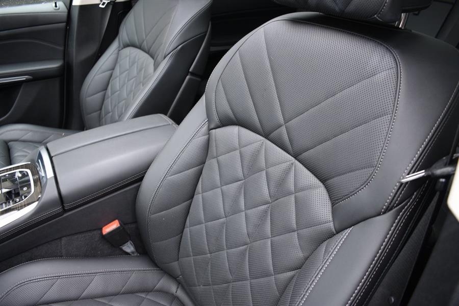 2025 BMW X7 xDrive40i, available for sale in Valley Stream, New York | Certified Performance Motors. Valley Stream, New York 2025 BMW X7 xDrive40i, available for sale in Valley Stream, New York | Certified Performance Motors. Valley Stream, New York