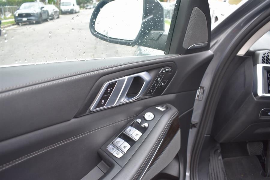 2025 BMW X7 xDrive40i, available for sale in Valley Stream, New York | Certified Performance Motors. Valley Stream, New York 2025 BMW X7 xDrive40i, available for sale in Valley Stream, New York | Certified Performance Motors. Valley Stream, New York