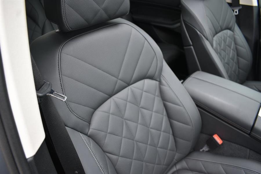 2025 BMW X7 xDrive40i, available for sale in Valley Stream, New York | Certified Performance Motors. Valley Stream, New York 2025 BMW X7 xDrive40i, available for sale in Valley Stream, New York | Certified Performance Motors. Valley Stream, New York