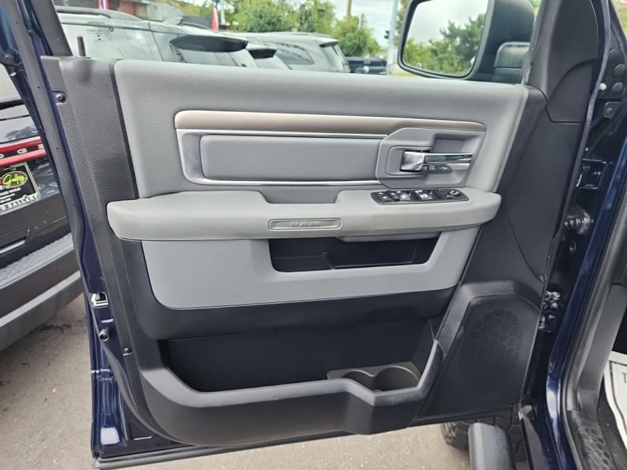 2016 Ram 2500 4WD Crew Cab 169" Big Horn, available for sale in Islip, New York | L.I. Auto Gallery. Islip, New York 2016 Ram 2500 4WD Crew Cab 169" Big Horn, available for sale in Islip, New York | L.I. Auto Gallery. Islip, New York