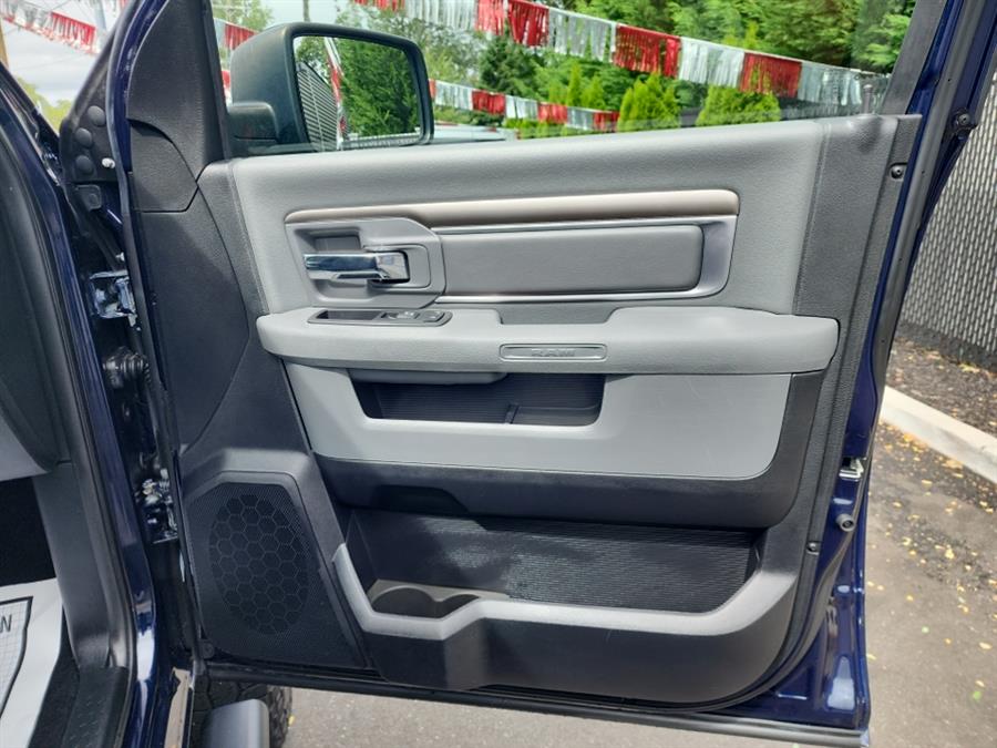 2016 Ram 2500 4WD Crew Cab 169" Big Horn, available for sale in Islip, New York | L.I. Auto Gallery. Islip, New York 2016 Ram 2500 4WD Crew Cab 169" Big Horn, available for sale in Islip, New York | L.I. Auto Gallery. Islip, New York