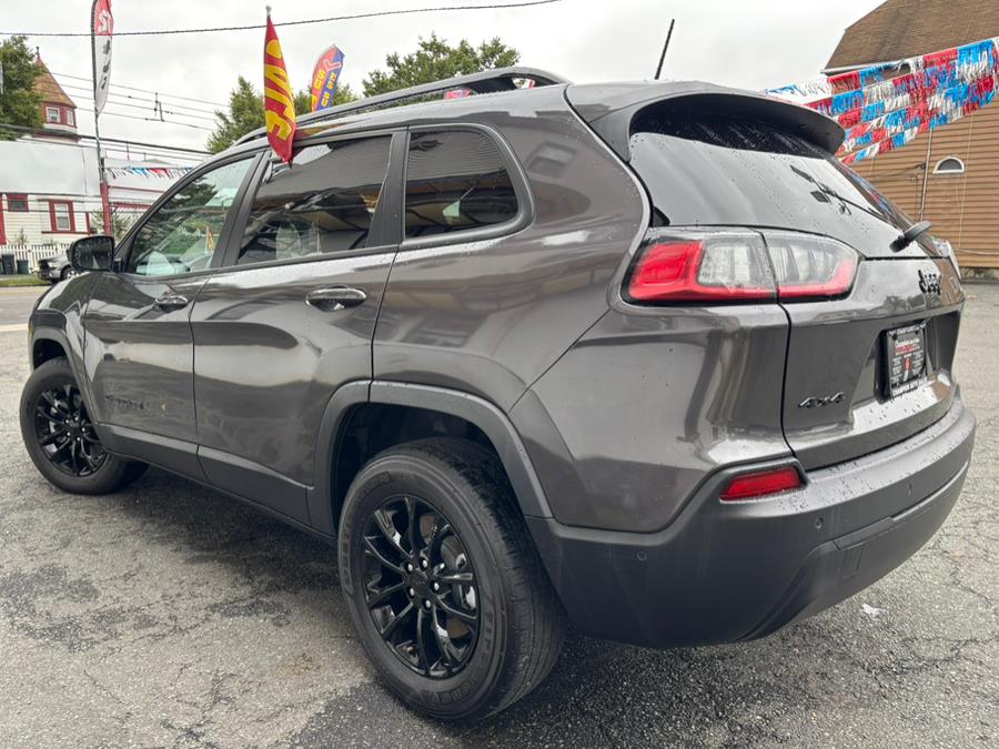 2023 Jeep Cherokee Altitude Lux 4x4, available for sale in Newark, New Jersey | Champion Auto Sales. Newark, New Jersey 2023 Jeep Cherokee Altitude Lux 4x4, available for sale in Newark, New Jersey | Champion Auto Sales. Newark, New Jersey