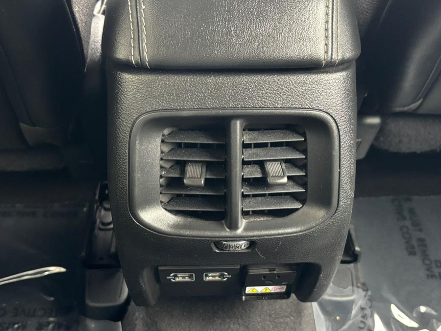 2023 Jeep Cherokee Altitude Lux 4x4, available for sale in Newark, New Jersey | Champion Auto Sales. Newark, New Jersey 2023 Jeep Cherokee Altitude Lux 4x4, available for sale in Newark, New Jersey | Champion Auto Sales. Newark, New Jersey