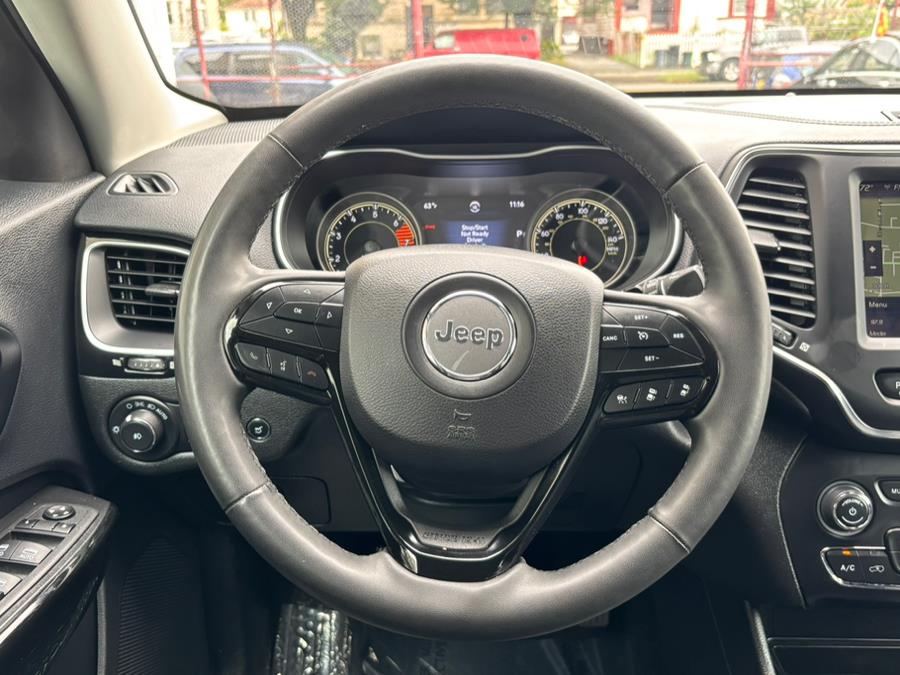 2023 Jeep Cherokee Altitude Lux 4x4, available for sale in Newark, New Jersey | Champion Auto Sales. Newark, New Jersey 2023 Jeep Cherokee Altitude Lux 4x4, available for sale in Newark, New Jersey | Champion Auto Sales. Newark, New Jersey