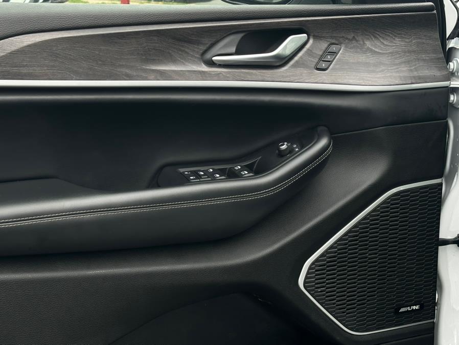 2022 Jeep Grand Cherokee L Limited 4x4, available for sale in Hillside, New Jersey | Champion Auto Hillside. Hillside, New Jersey 2022 Jeep Grand Cherokee L Limited 4x4, available for sale in Hillside, New Jersey | Champion Auto Hillside. Hillside, New Jersey