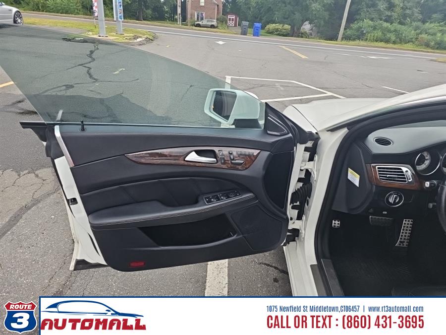2014 Mercedes-Benz CLS-Class 4dr Sdn CLS 550 4MATIC, available for sale in Middletown, Connecticut | RT 3 AUTO MALL LLC. Middletown, Connecticut 2014 Mercedes-Benz CLS-Class 4dr Sdn CLS 550 4MATIC, available for sale in Middletown, Connecticut | RT 3 AUTO MALL LLC. Middletown, Connecticut