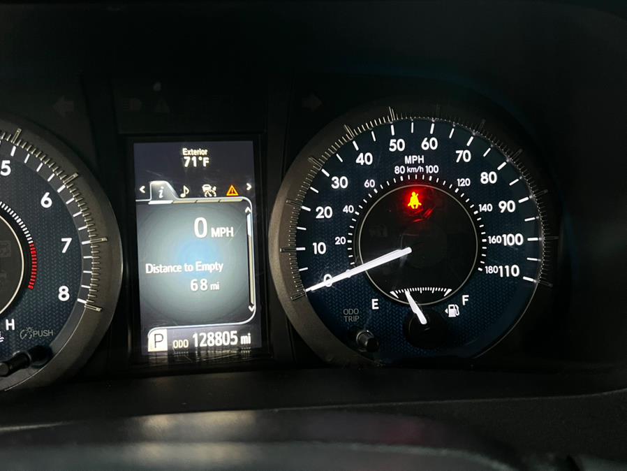 2018 Toyota Sienna LE FWD 8-Passenger (Natl), available for sale in Irvington, New Jersey | Elis Motors Corp. Irvington, New Jersey 2018 Toyota Sienna LE FWD 8-Passenger (Natl), available for sale in Irvington, New Jersey | Elis Motors Corp. Irvington, New Jersey