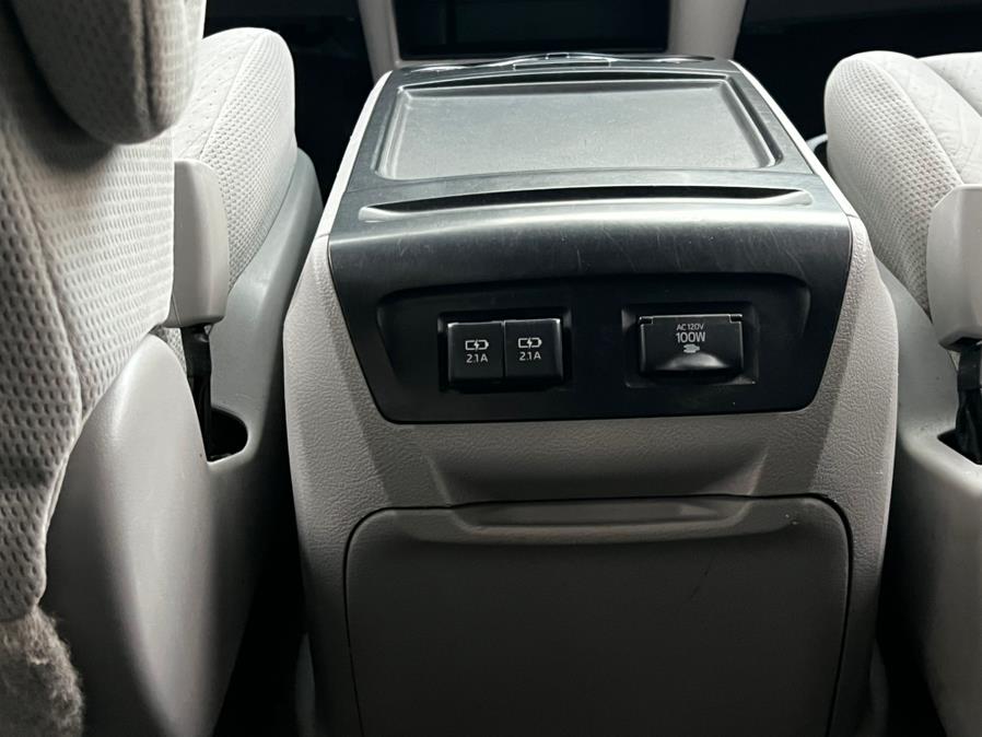 2018 Toyota Sienna LE FWD 8-Passenger (Natl), available for sale in Irvington, New Jersey | Elis Motors Corp. Irvington, New Jersey 2018 Toyota Sienna LE FWD 8-Passenger (Natl), available for sale in Irvington, New Jersey | Elis Motors Corp. Irvington, New Jersey