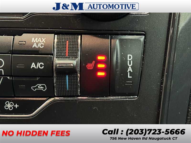 2018 Ford Explorer XLT, available for sale in Naugatuck, Connecticut | J&M Automotive Sls&Svc LLC. Naugatuck, Connecticut 2018 Ford Explorer XLT, available for sale in Naugatuck, Connecticut | J&M Automotive Sls&Svc LLC. Naugatuck, Connecticut