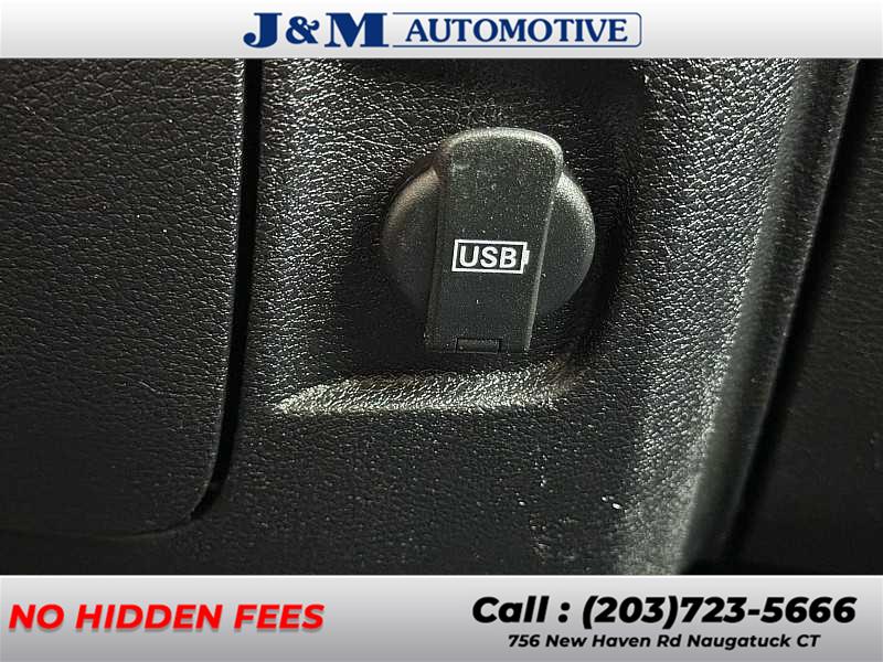 2016 Ram 1500 Big Horn, available for sale in Naugatuck, Connecticut | J&M Automotive Sls&Svc LLC. Naugatuck, Connecticut 2016 Ram 1500 Big Horn, available for sale in Naugatuck, Connecticut | J&M Automotive Sls&Svc LLC. Naugatuck, Connecticut