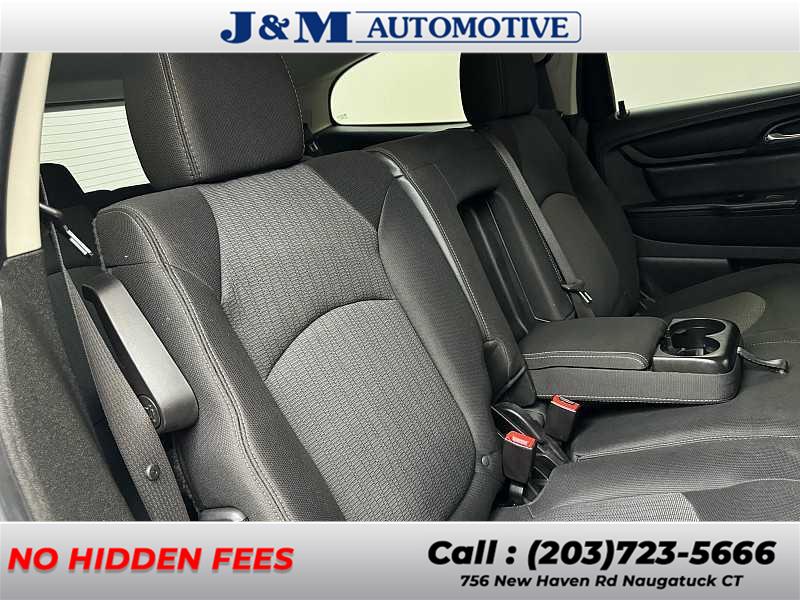 2017 Chevrolet Traverse LT, available for sale in Naugatuck, Connecticut | J&M Automotive Sls&Svc LLC. Naugatuck, Connecticut 2017 Chevrolet Traverse LT, available for sale in Naugatuck, Connecticut | J&M Automotive Sls&Svc LLC. Naugatuck, Connecticut