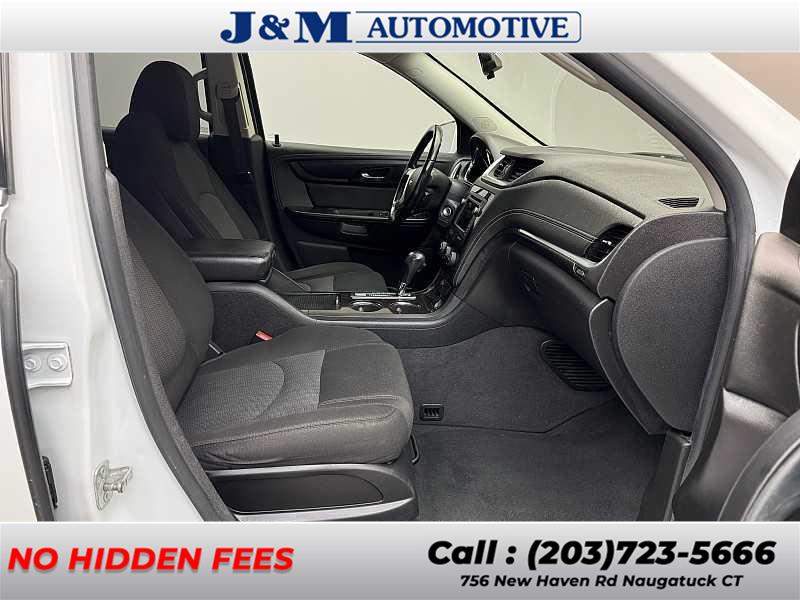 2017 Chevrolet Traverse LT, available for sale in Naugatuck, Connecticut | J&M Automotive Sls&Svc LLC. Naugatuck, Connecticut 2017 Chevrolet Traverse LT, available for sale in Naugatuck, Connecticut | J&M Automotive Sls&Svc LLC. Naugatuck, Connecticut