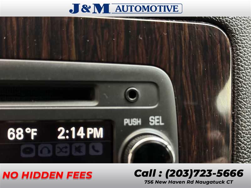 2017 Chevrolet Traverse LT, available for sale in Naugatuck, Connecticut | J&M Automotive Sls&Svc LLC. Naugatuck, Connecticut 2017 Chevrolet Traverse LT, available for sale in Naugatuck, Connecticut | J&M Automotive Sls&Svc LLC. Naugatuck, Connecticut