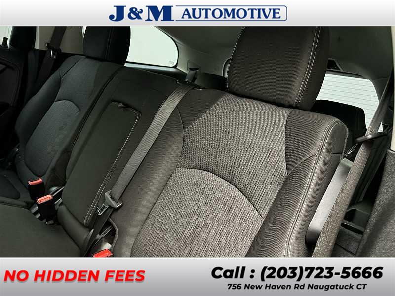 2017 Chevrolet Traverse LT, available for sale in Naugatuck, Connecticut | J&M Automotive Sls&Svc LLC. Naugatuck, Connecticut 2017 Chevrolet Traverse LT, available for sale in Naugatuck, Connecticut | J&M Automotive Sls&Svc LLC. Naugatuck, Connecticut