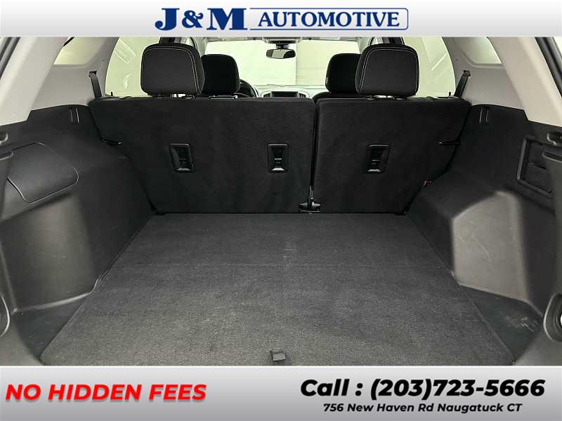 2022 GMC Terrain SLE, available for sale in Naugatuck, Connecticut | J&M Automotive Sls&Svc LLC. Naugatuck, Connecticut 2022 GMC Terrain SLE, available for sale in Naugatuck, Connecticut | J&M Automotive Sls&Svc LLC. Naugatuck, Connecticut
