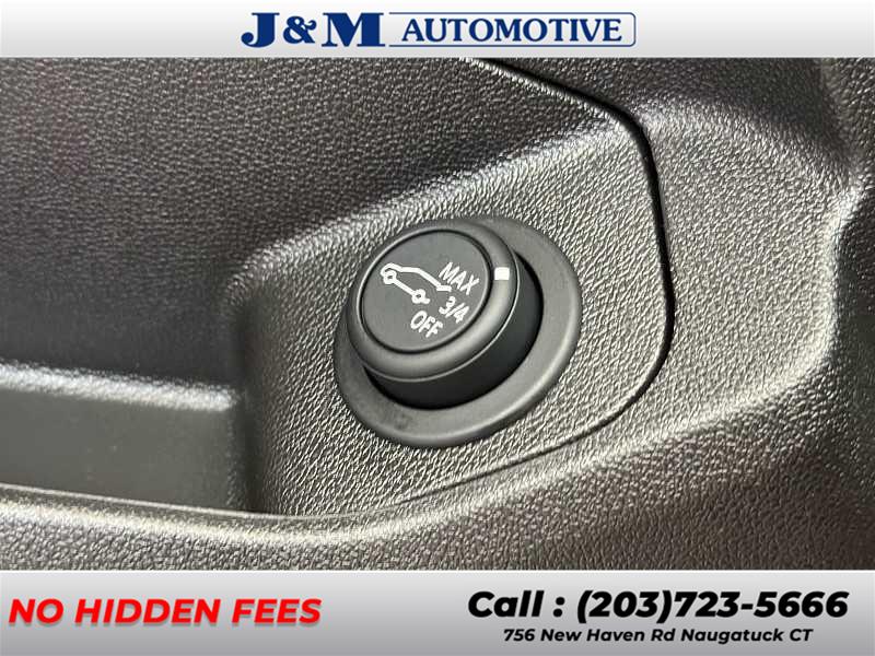 2022 GMC Terrain SLE, available for sale in Naugatuck, Connecticut | J&M Automotive Sls&Svc LLC. Naugatuck, Connecticut 2022 GMC Terrain SLE, available for sale in Naugatuck, Connecticut | J&M Automotive Sls&Svc LLC. Naugatuck, Connecticut