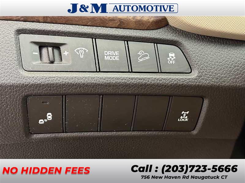2018 Hyundai Santa Fe SE, available for sale in Naugatuck, Connecticut | J&M Automotive Sls&Svc LLC. Naugatuck, Connecticut 2018 Hyundai Santa Fe SE, available for sale in Naugatuck, Connecticut | J&M Automotive Sls&Svc LLC. Naugatuck, Connecticut