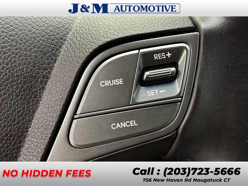 2018 Hyundai Santa Fe SE, available for sale in Naugatuck, Connecticut | J&M Automotive Sls&Svc LLC. Naugatuck, Connecticut 2018 Hyundai Santa Fe SE, available for sale in Naugatuck, Connecticut | J&M Automotive Sls&Svc LLC. Naugatuck, Connecticut