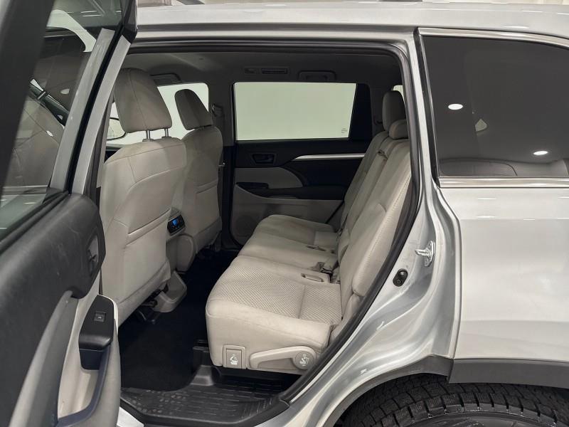 2018 Toyota Highlander LE V6 AWD, available for sale in Maple Shade, New Jersey | Car Revolution. Maple Shade, New Jersey 2018 Toyota Highlander LE V6 AWD, available for sale in Maple Shade, New Jersey | Car Revolution. Maple Shade, New Jersey