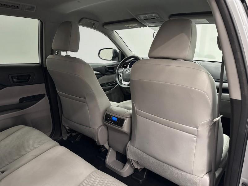 2018 Toyota Highlander LE V6 AWD, available for sale in Maple Shade, New Jersey | Car Revolution. Maple Shade, New Jersey 2018 Toyota Highlander LE V6 AWD, available for sale in Maple Shade, New Jersey | Car Revolution. Maple Shade, New Jersey