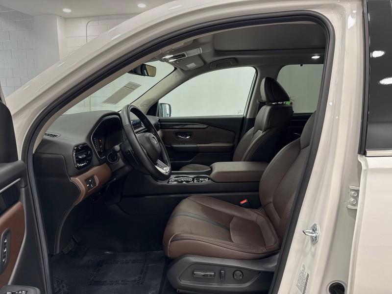 2025 Honda Pilot Elite AWD, available for sale in Maple Shade, New Jersey | Car Revolution. Maple Shade, New Jersey 2025 Honda Pilot Elite AWD, available for sale in Maple Shade, New Jersey | Car Revolution. Maple Shade, New Jersey
