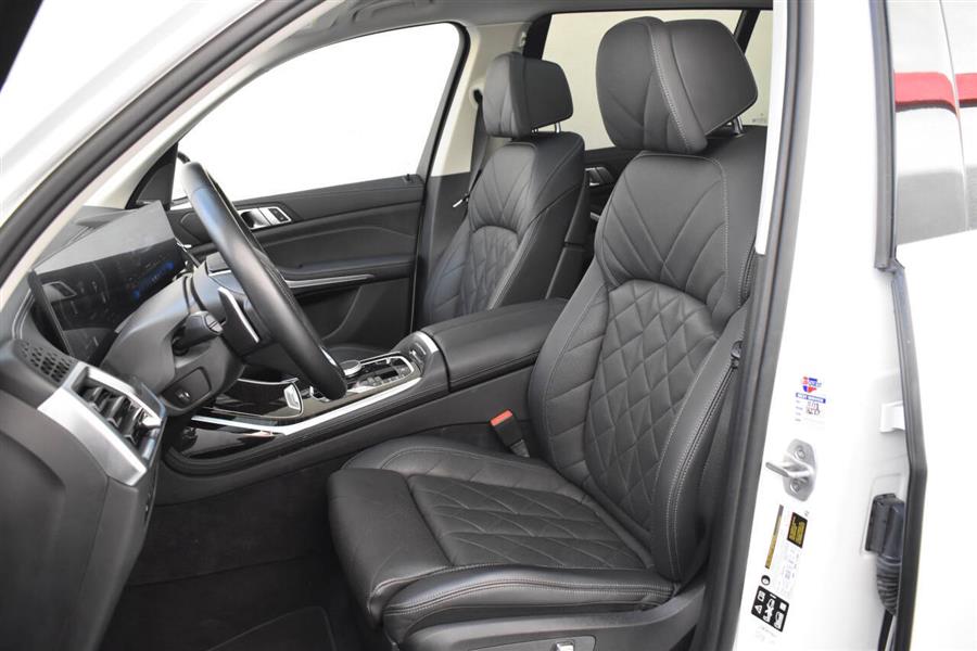2025 BMW X7 xDrive40i AWD 4dr Sports Activity Vehicle, available for sale in Great Neck, New York | Camy Cars. Great Neck, New York 2025 BMW X7 xDrive40i AWD 4dr Sports Activity Vehicle, available for sale in Great Neck, New York | Camy Cars. Great Neck, New York