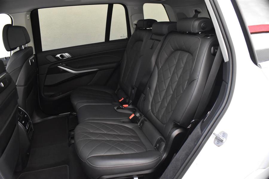 2025 BMW X7 xDrive40i AWD 4dr Sports Activity Vehicle, available for sale in Great Neck, New York | Camy Cars. Great Neck, New York 2025 BMW X7 xDrive40i AWD 4dr Sports Activity Vehicle, available for sale in Great Neck, New York | Camy Cars. Great Neck, New York