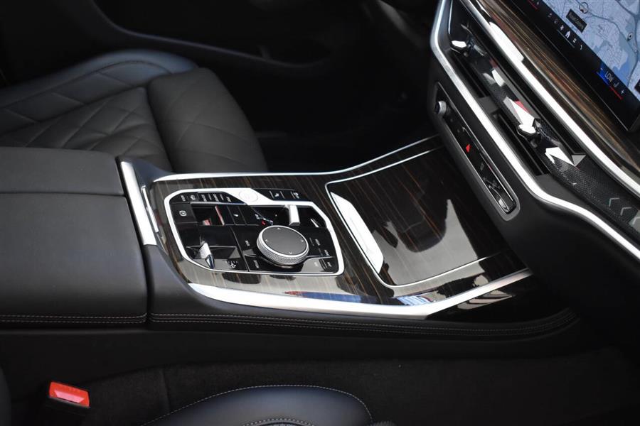 2025 BMW X7 xDrive40i AWD 4dr Sports Activity Vehicle, available for sale in Great Neck, New York | Camy Cars. Great Neck, New York 2025 BMW X7 xDrive40i AWD 4dr Sports Activity Vehicle, available for sale in Great Neck, New York | Camy Cars. Great Neck, New York